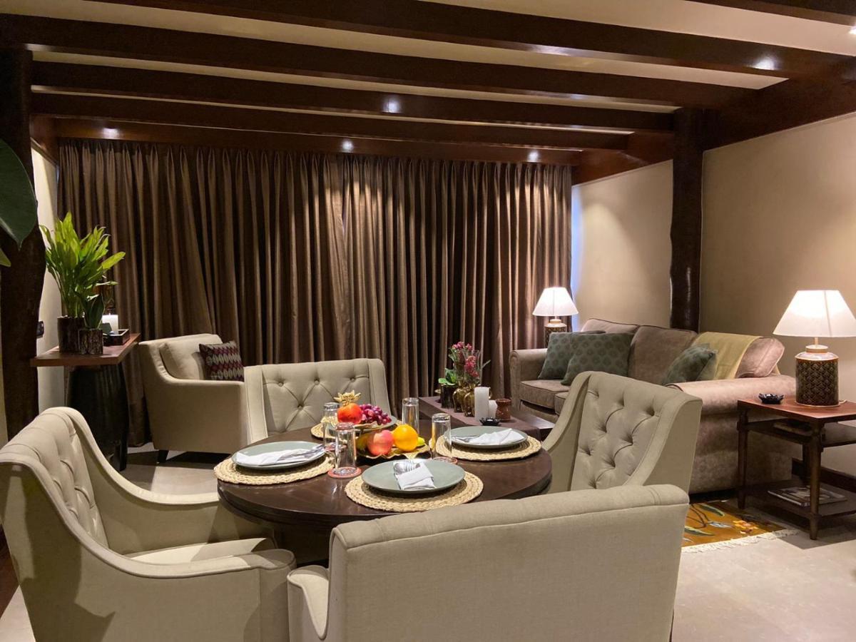 Miraaya Wellness And Golf Resort Chitwan Εξωτερικό φωτογραφία