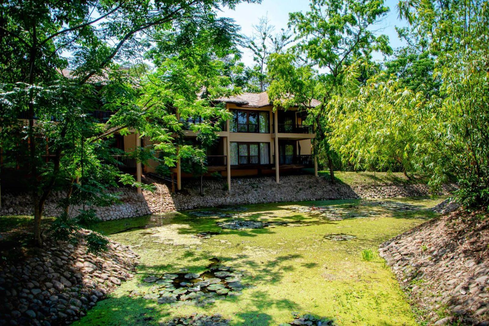 Miraaya Wellness And Golf Resort Chitwan Εξωτερικό φωτογραφία