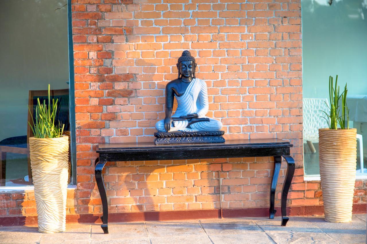 Miraaya Wellness And Golf Resort Chitwan Εξωτερικό φωτογραφία