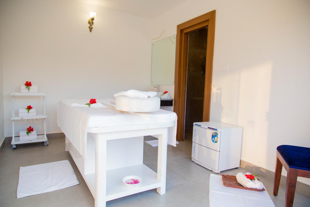 Miraaya Wellness And Golf Resort Chitwan Εξωτερικό φωτογραφία