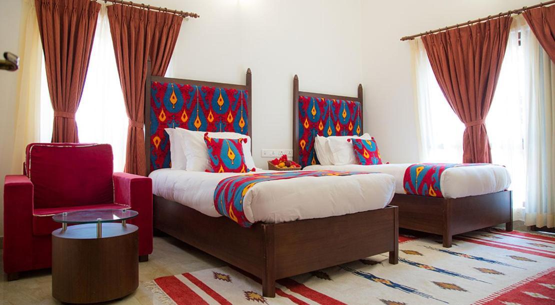 Miraaya Wellness And Golf Resort Chitwan Εξωτερικό φωτογραφία